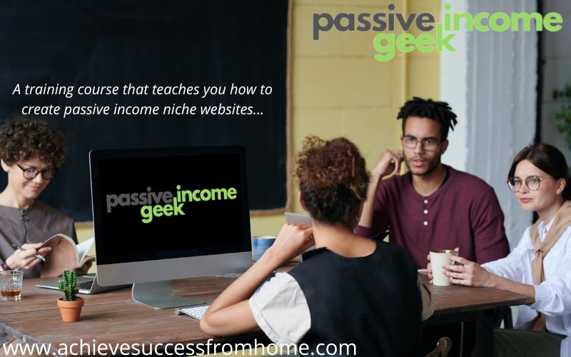 Passive Income Geek Review – ULTIMATE Blogging Course! Is Morten Storgaard The Real Deal?